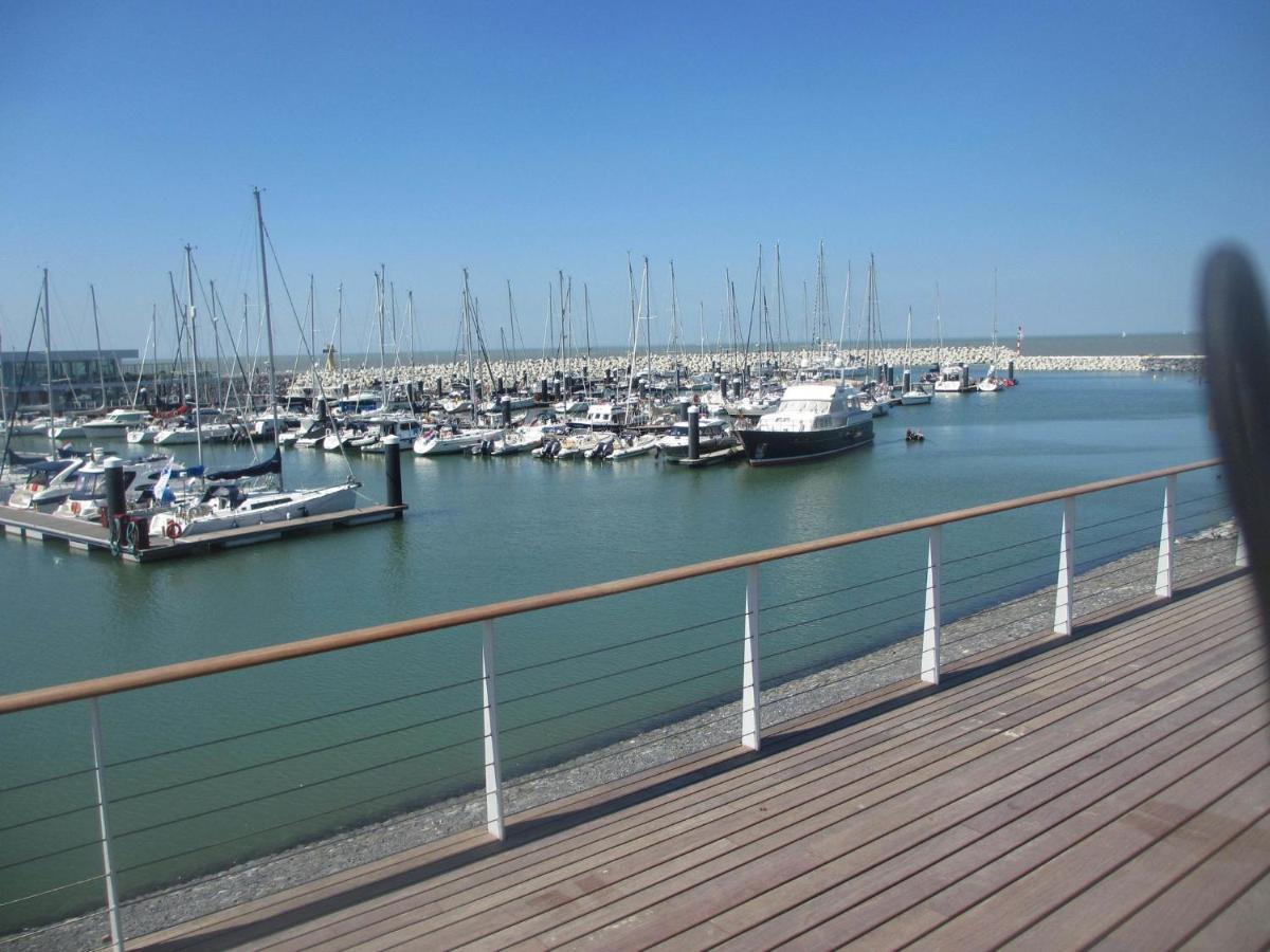 Beautiful And Spacious Villa With A Panoramic View Near The Beach Of Cadzand Exteriér fotografie