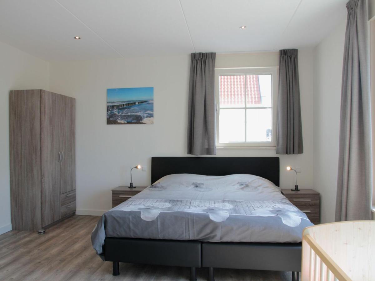 Beautiful And Spacious Villa With A Panoramic View Near The Beach Of Cadzand Exteriér fotografie