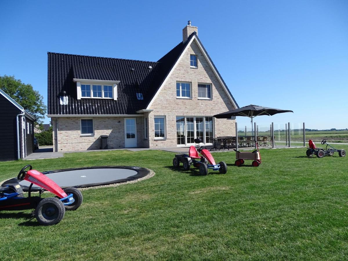 Beautiful And Spacious Villa With A Panoramic View Near The Beach Of Cadzand Exteriér fotografie